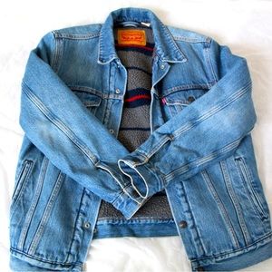 Levis Sherpa Denim Trucker Jacket Size Medium